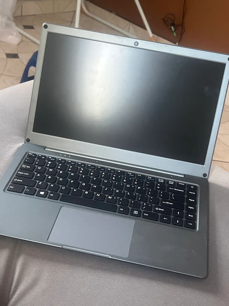 Vendo notebook novo