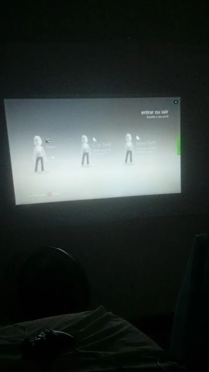 Xbox 360 com 2 controles  e 3 mil jogos no pen-drive e mais 3 no cd original debloqueado - Foto 3