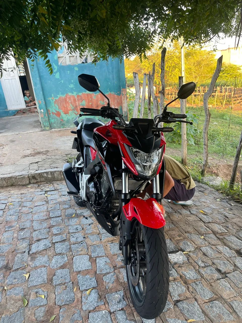 CB300 F  - Foto 4
