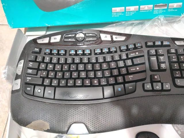 Vendo Teclado Logitech Wireless Wave Combo MK550 - Foto 2