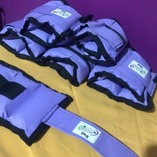 Caneleiras de 2kg, 3kg e 4kg