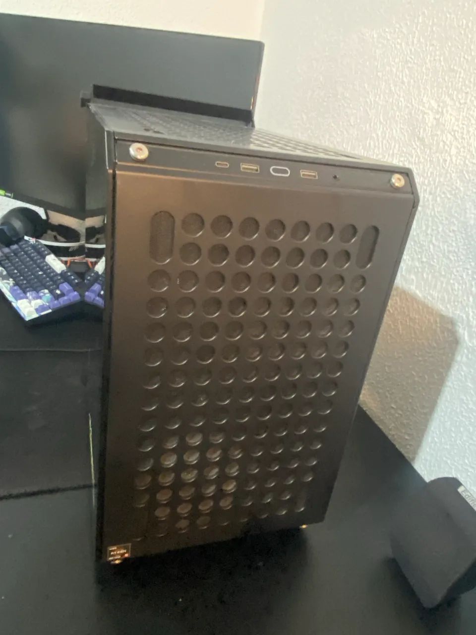 Gabinete cooler master Qube 500  - Foto 3