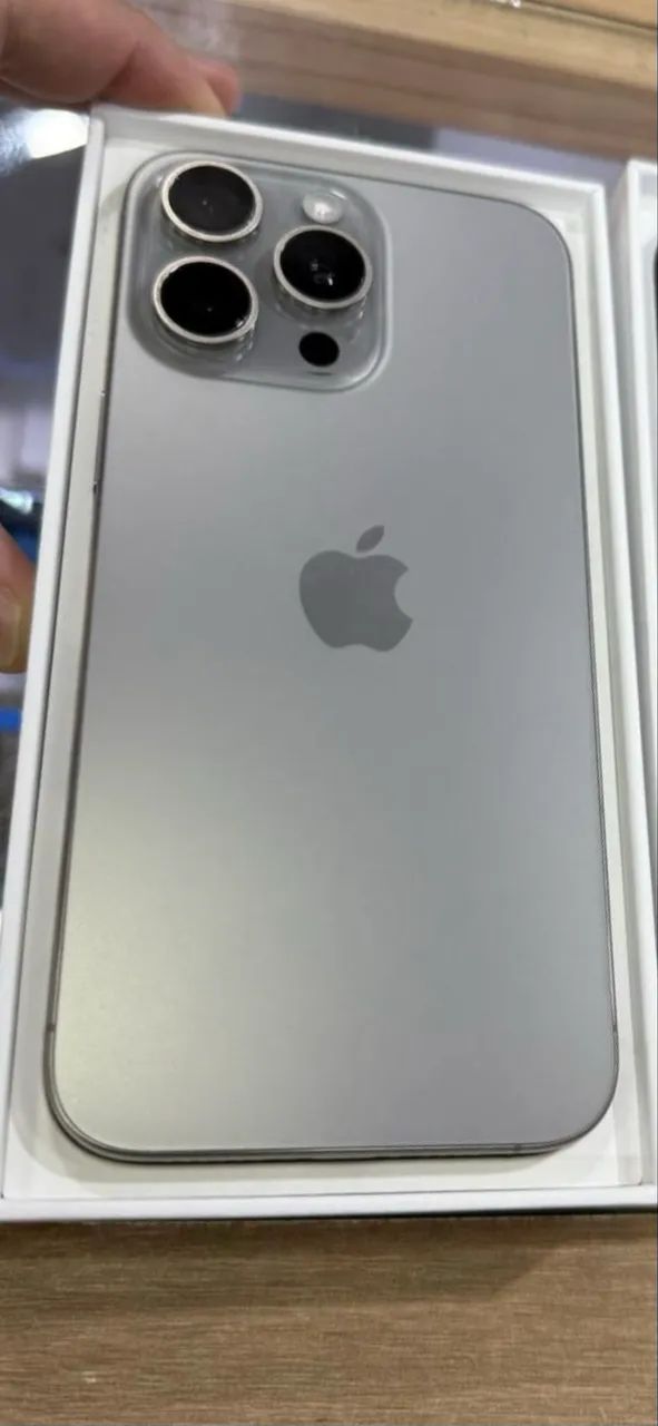 iPhone 15 pro Max 256gb  - Foto 2
