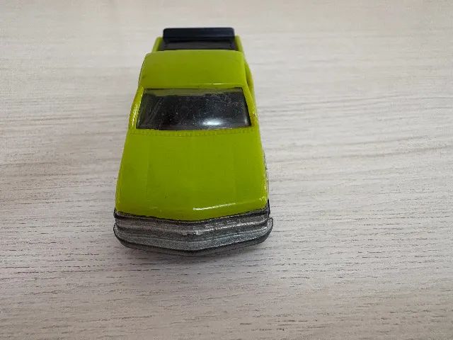Hot Wheels 1996 Chevy 1500   - usado sucata  - leia