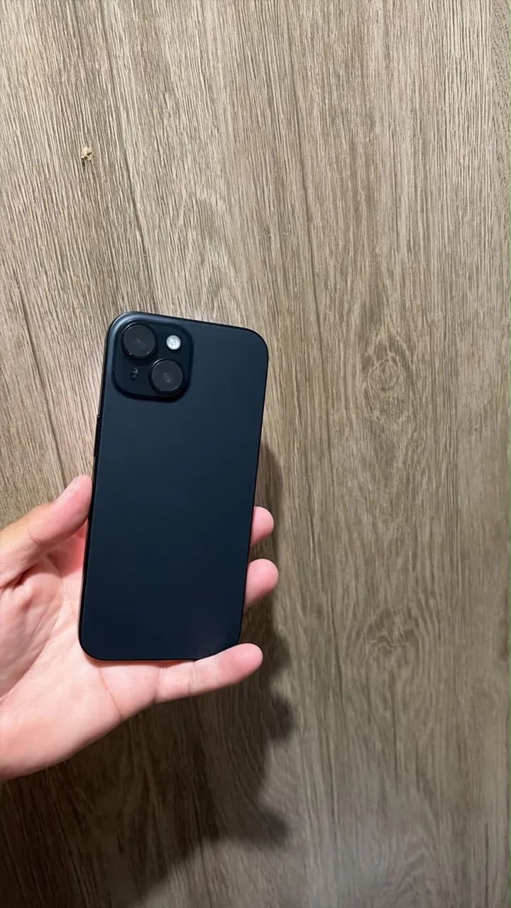 iPhone 15 256GB Preto Todo original, iCloud livre, com carregador e capa, levo - Foto 3