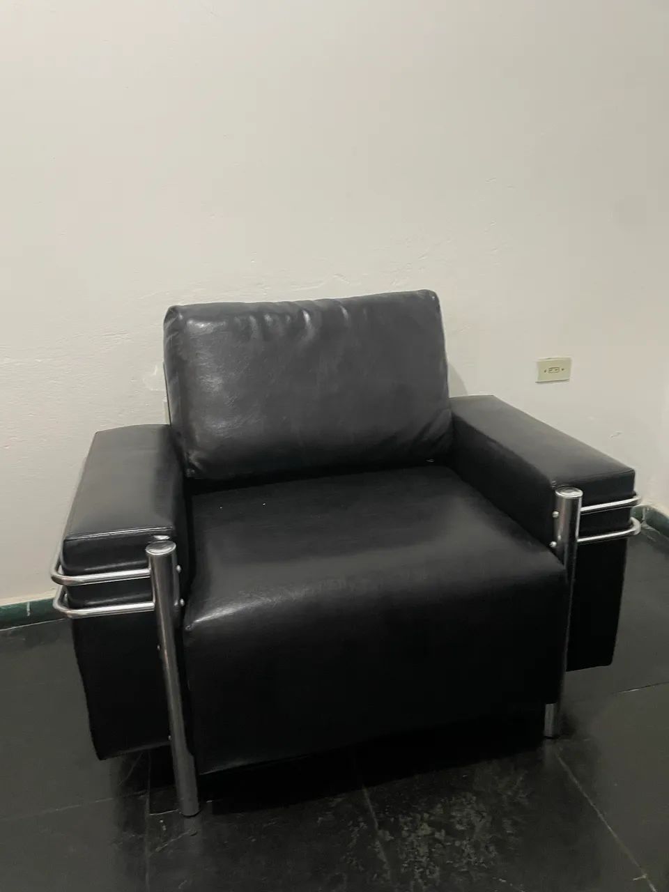 Jogo de Poltrona de Couro - Foto 2
