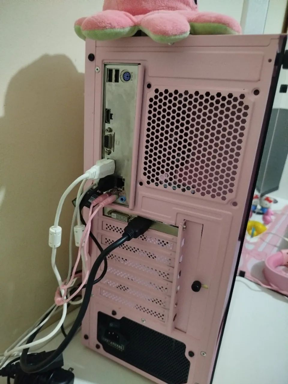 Gabinete gamer aigo Darkflash rosa com vidro - Foto 2