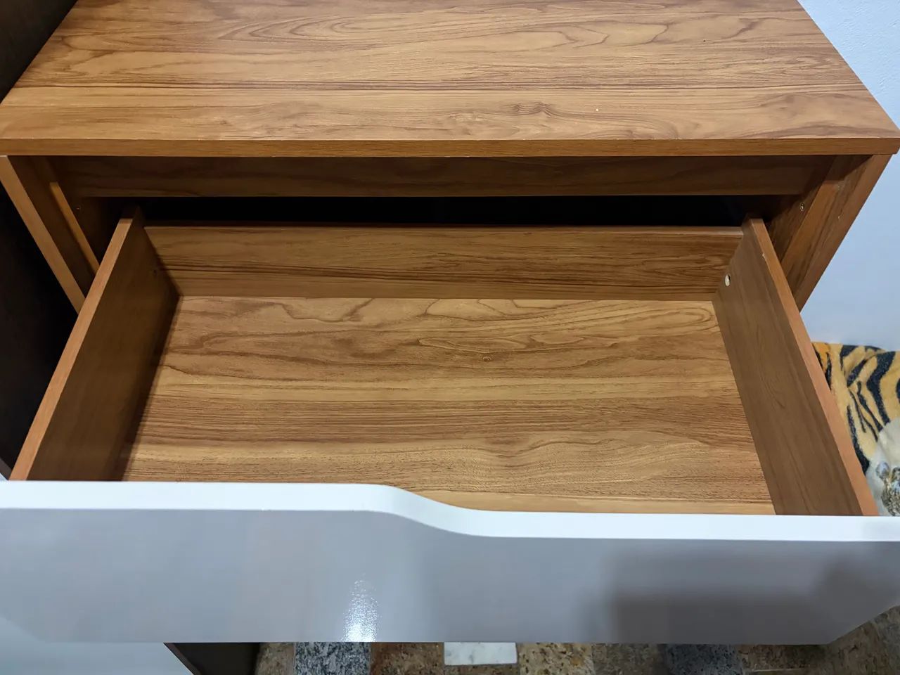 Cômoda 4 gavetas