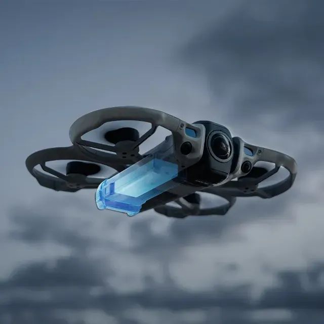 Drone Dji Avata 360 Combo Fly More Rc 2 (controle Com Tela) - Foto 4