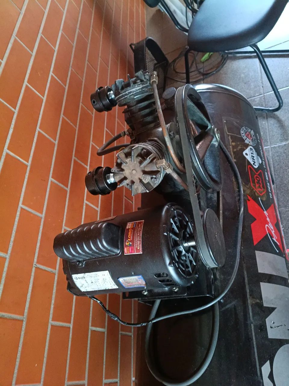 Compressor 10 pés 175 litros - Foto 2
