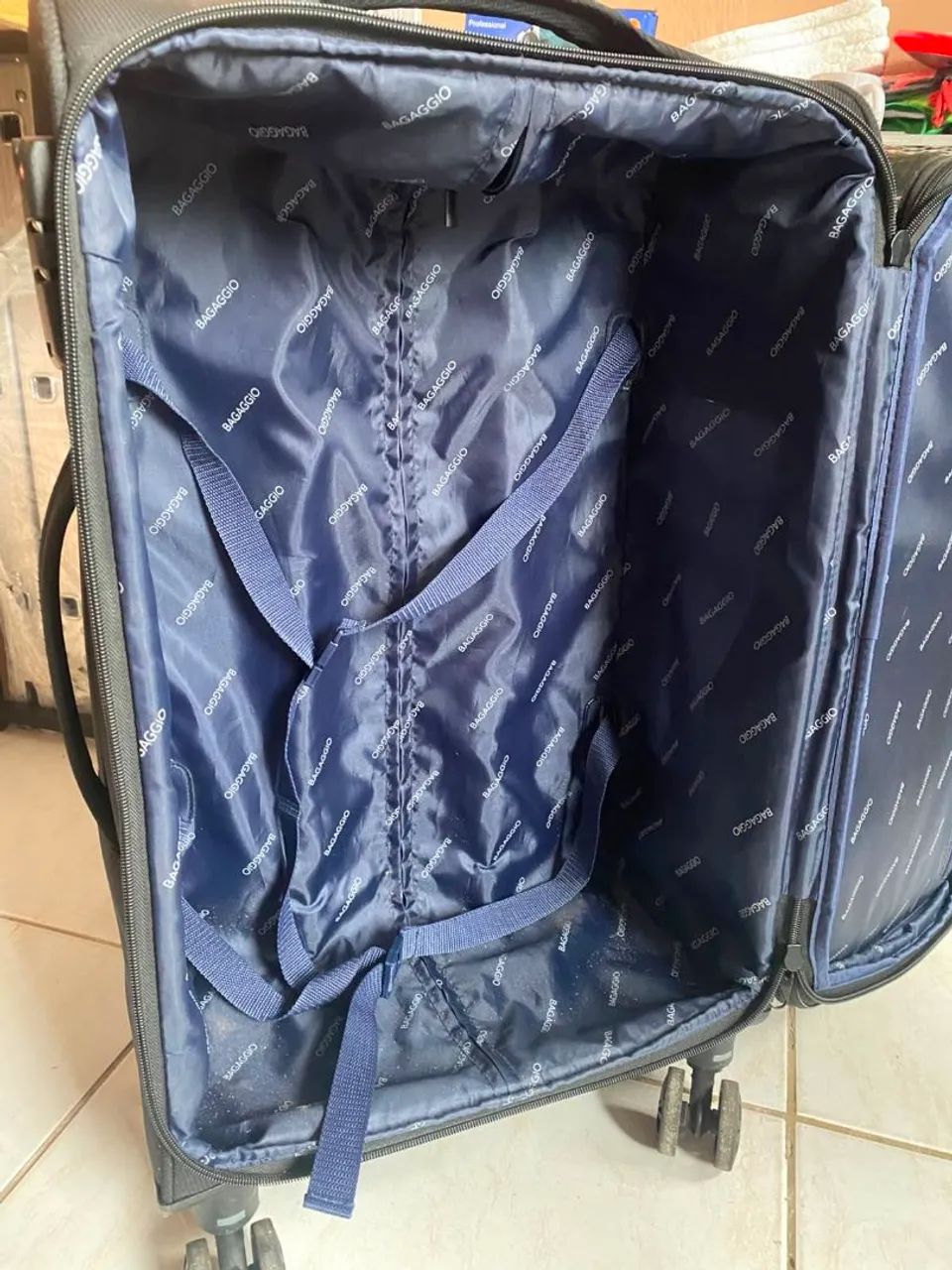 Mala despachar 23kg preta da Baggagio - Foto 5