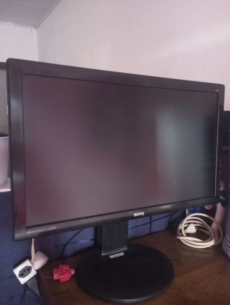 Monitor 24 