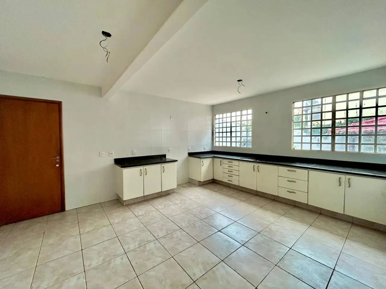 Sobrado à venda no Jardim Ana Lúcia  3 Quartos, 2 Suítes, 200 m² de área construída - Foto 10