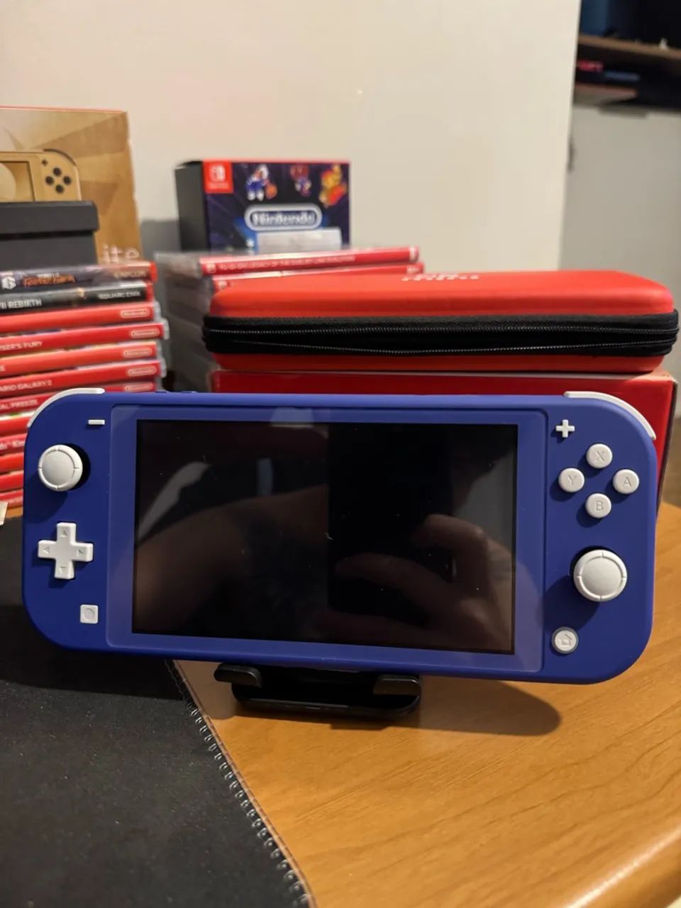 Nintendo Switch Lite - IMPECÁVEL - Bloqueado + brinde - Foto 2
