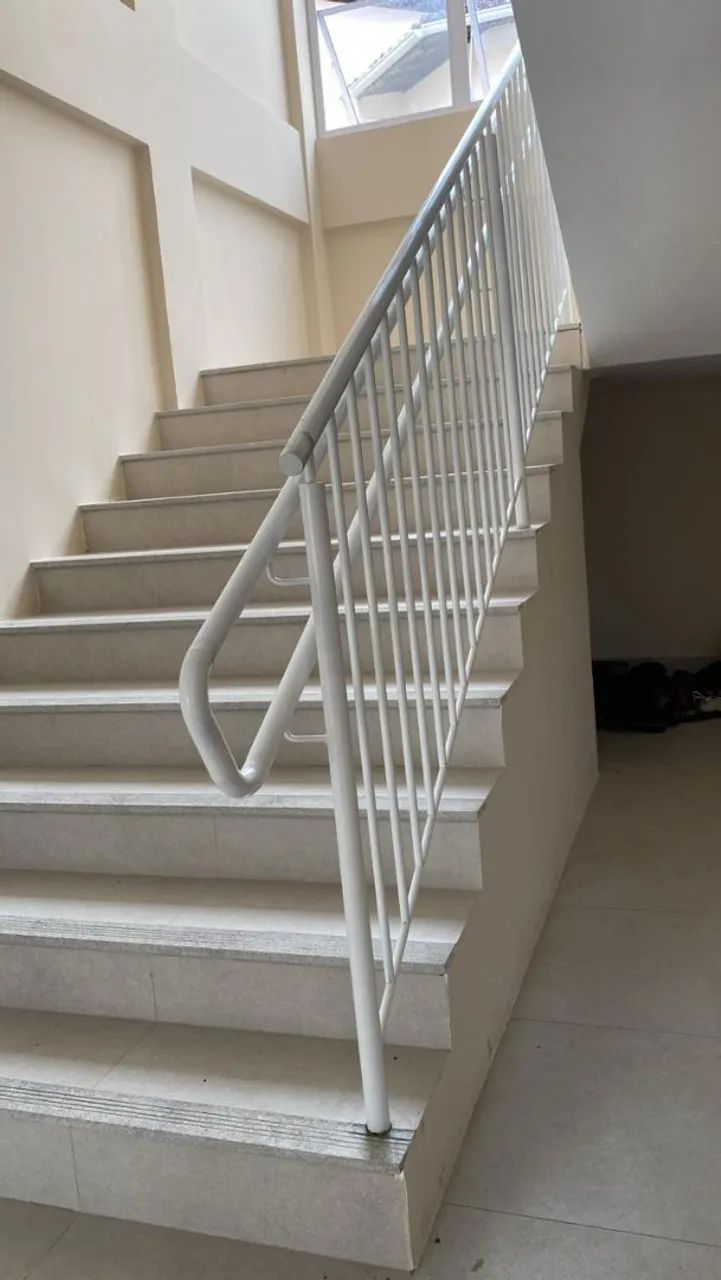 Corrimão em inox e ferro galvanizado  - Foto 4