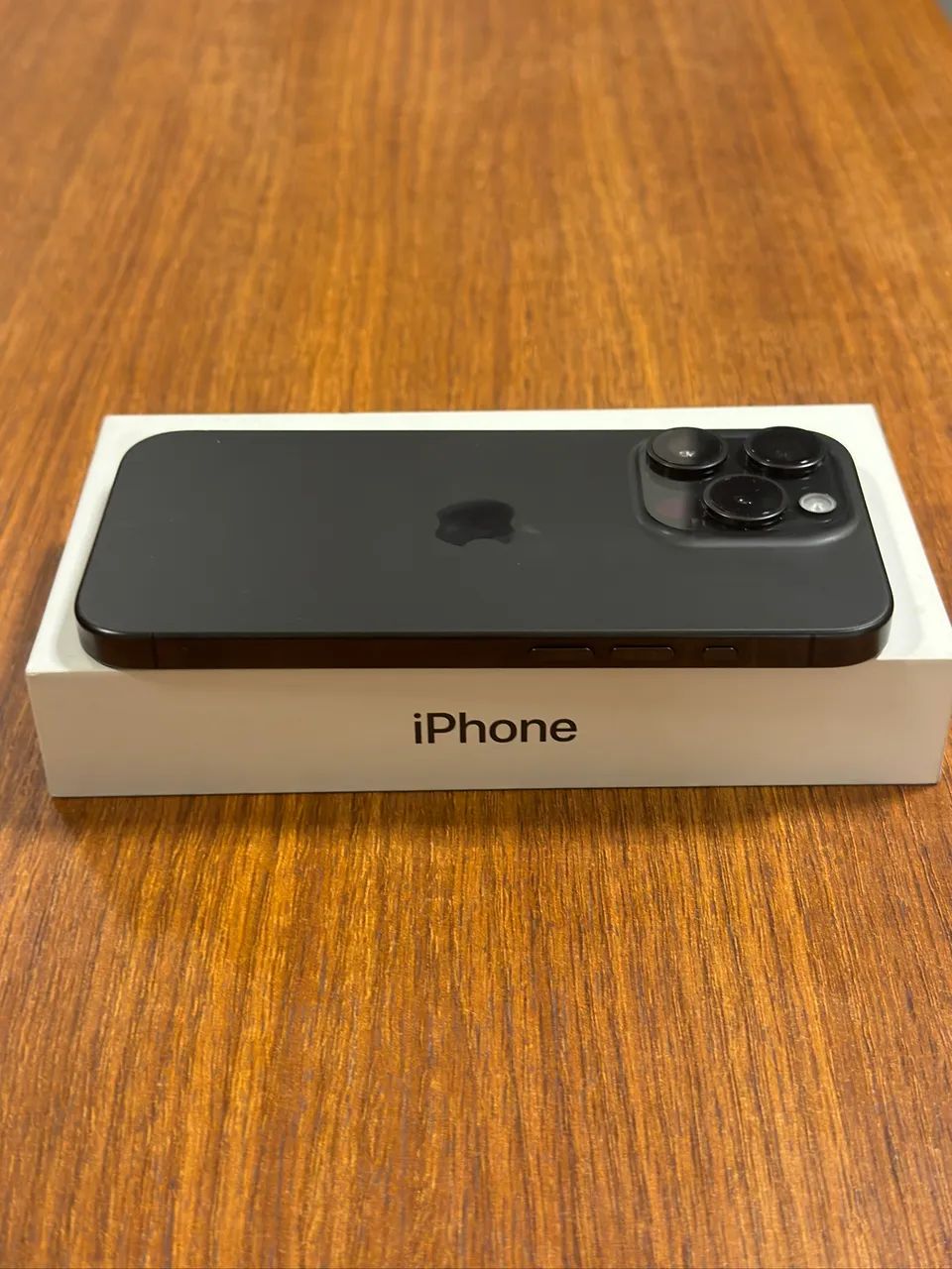 iPhone 15 Pro 256gb Preto Titânio  - Foto 2