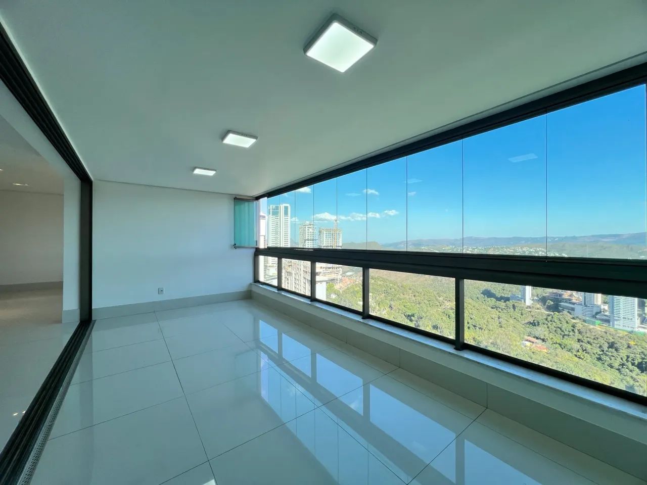 Oportunidade para venda no Edifício Mirante Da Serra, são 4 quartos no Vila Da Serra. - Foto 2