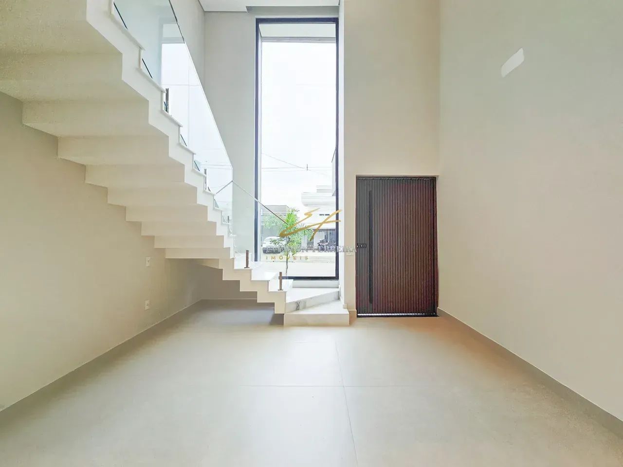 Lindo Sobrado com 3 Suítes, sendo 1 Master com Closet, Piscina com Cascata, Condomínio em  - Foto 5
