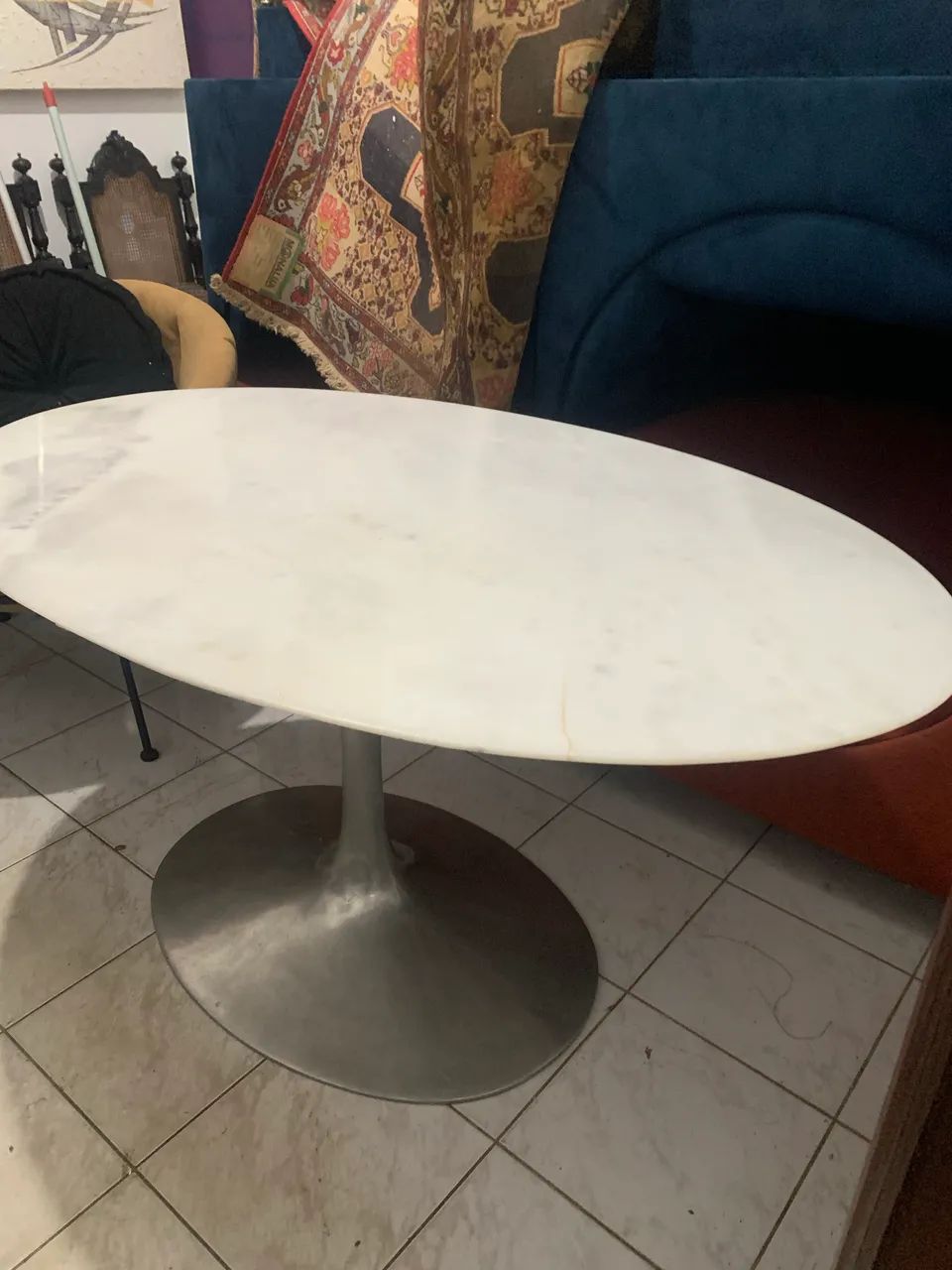 Mesa de mármore Saarine