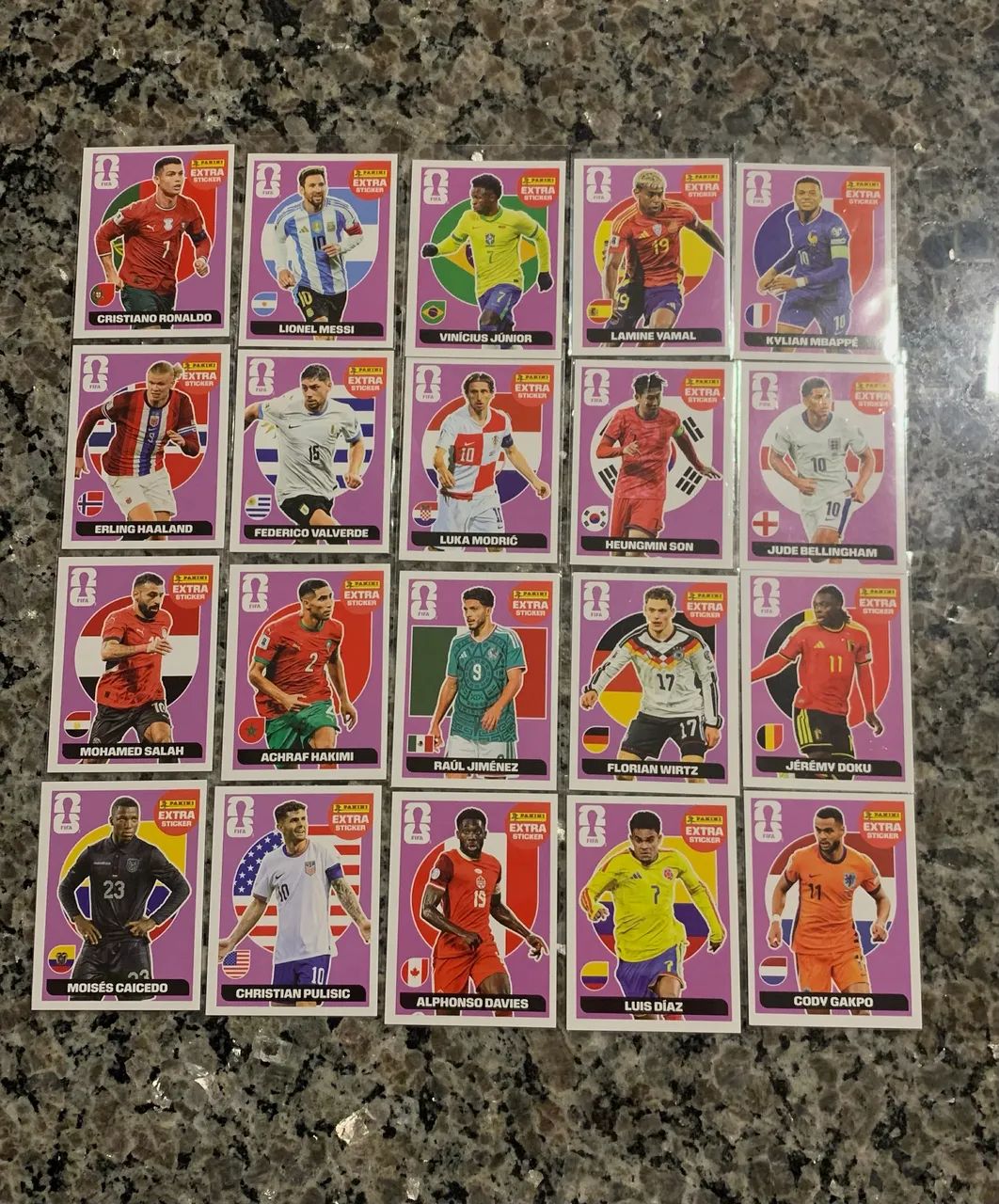 Figurinha 20 Lilás Legend Original Panini