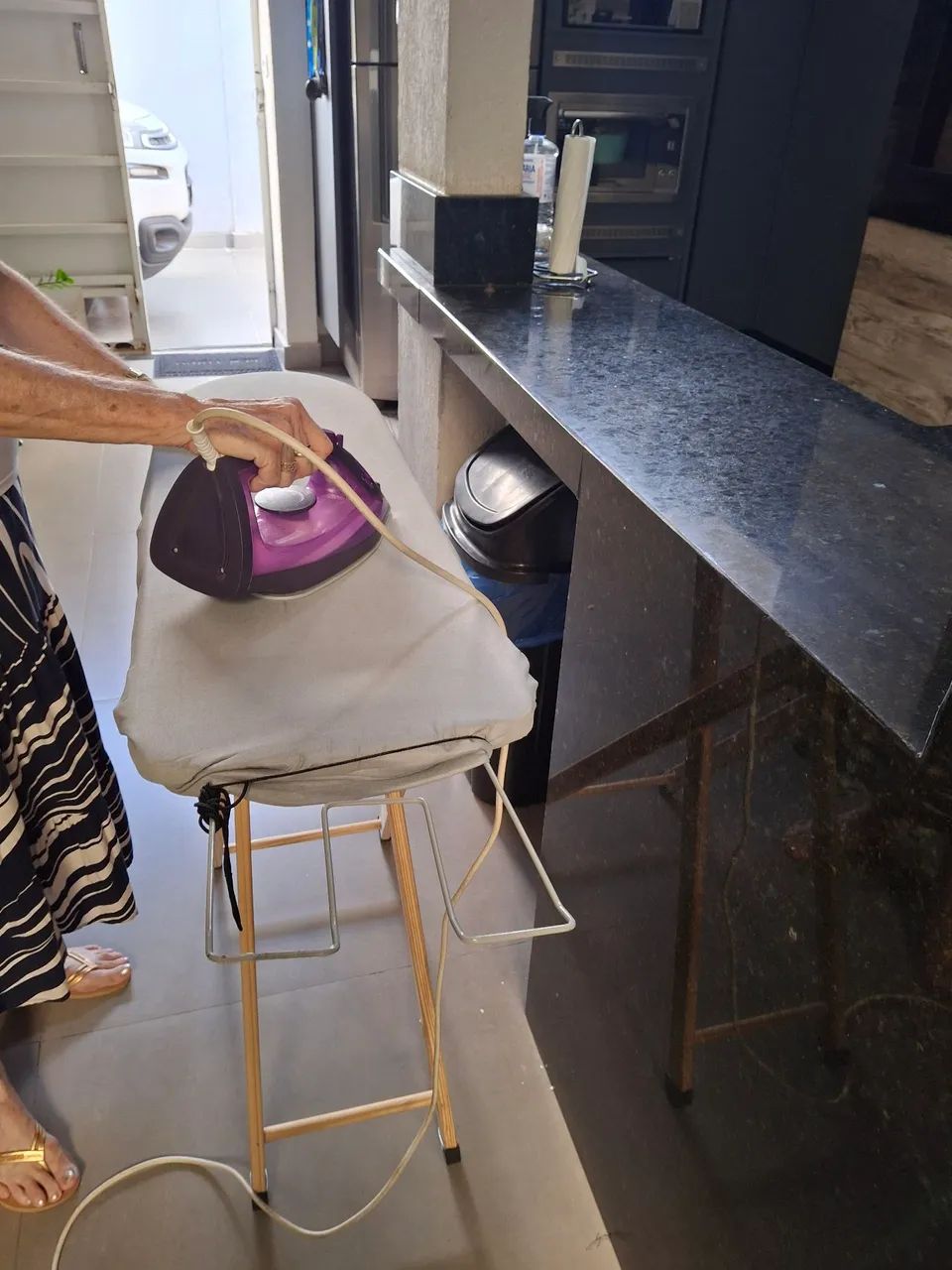 PASSADEIRA DE ROUPAS PARTICULAR  - Foto 2