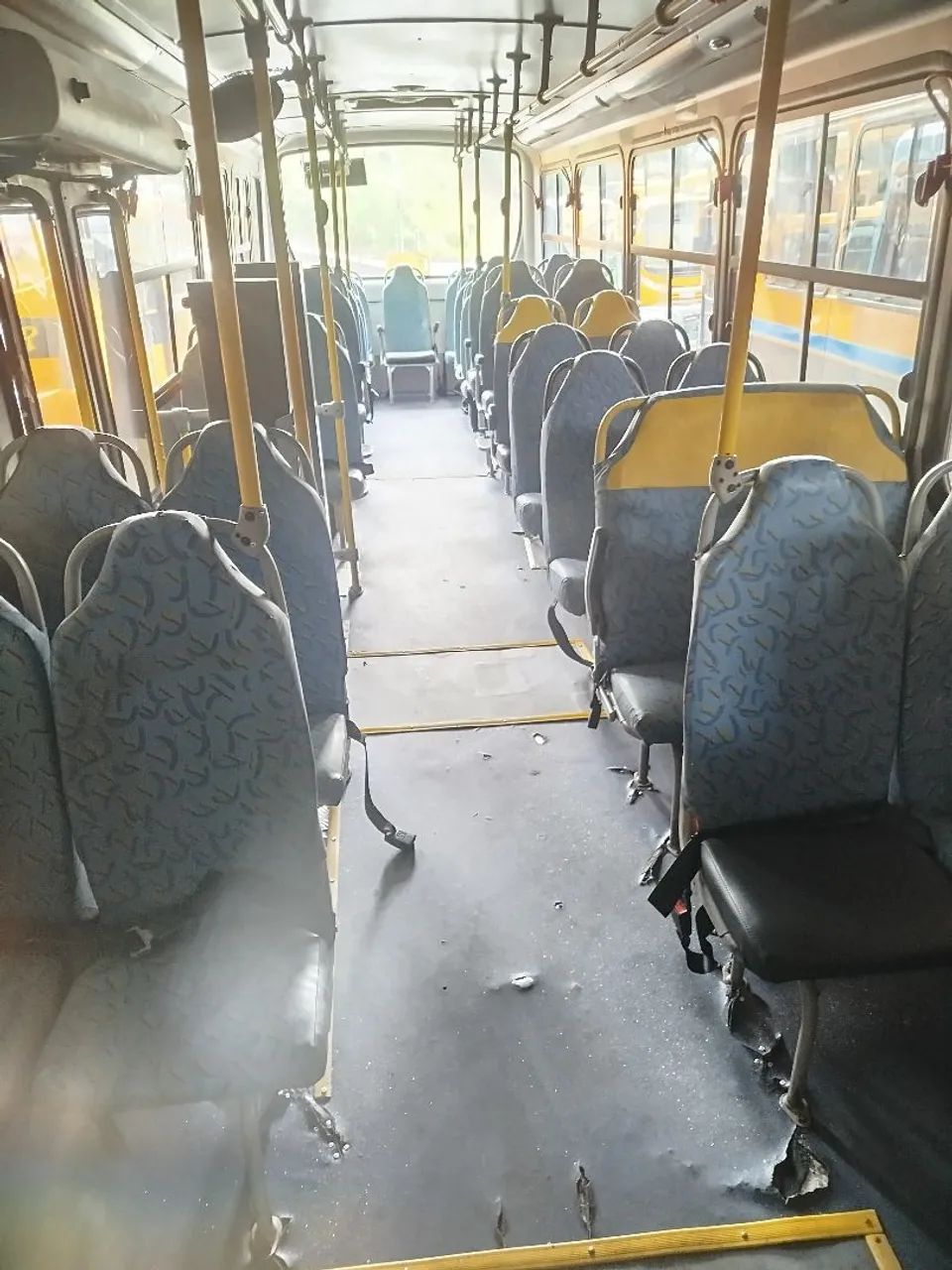 Ônibus urbano 2010 - Foto 7