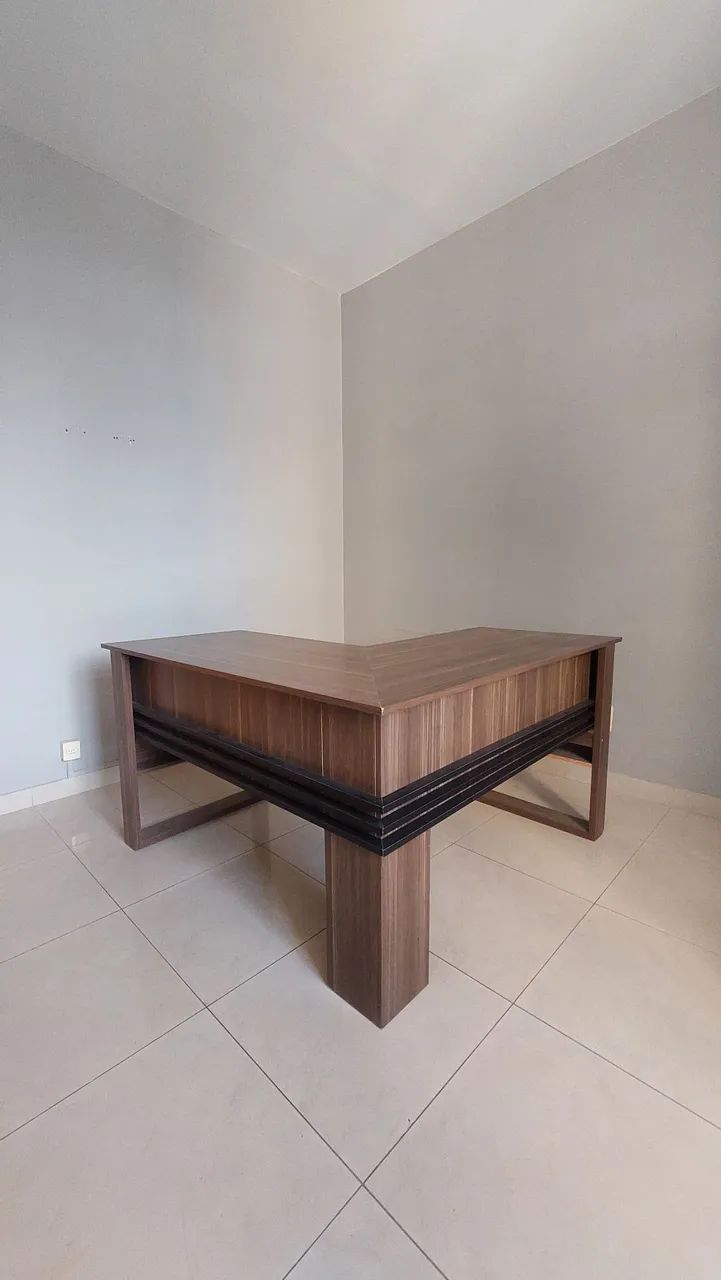 Mesa em L para Escritório