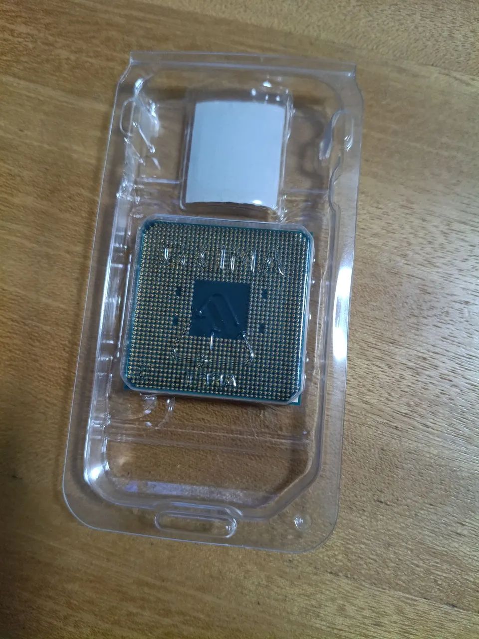 AMD Ryzen 7 1800X 3.6 GHz / 4.0 GHz Precision Boost USADO - Foto 2