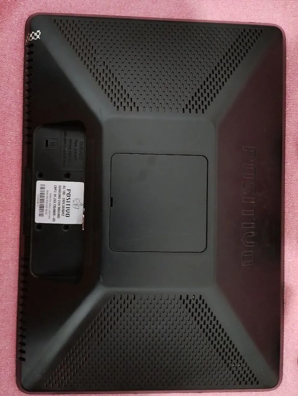 Monitor LCD Positivo, 15 polegadas, caixa de som imbutido, com adaptador de VGA e cabos. - Foto 5