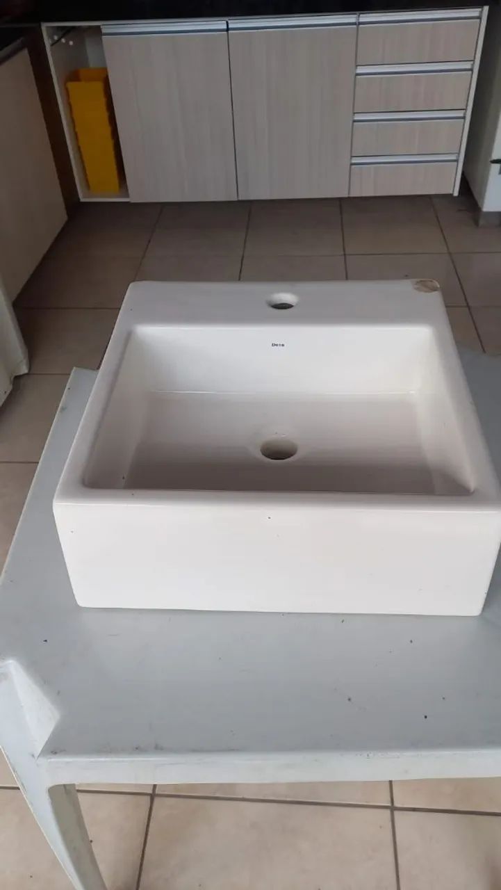 Cuba banheiro cerâmica DECA