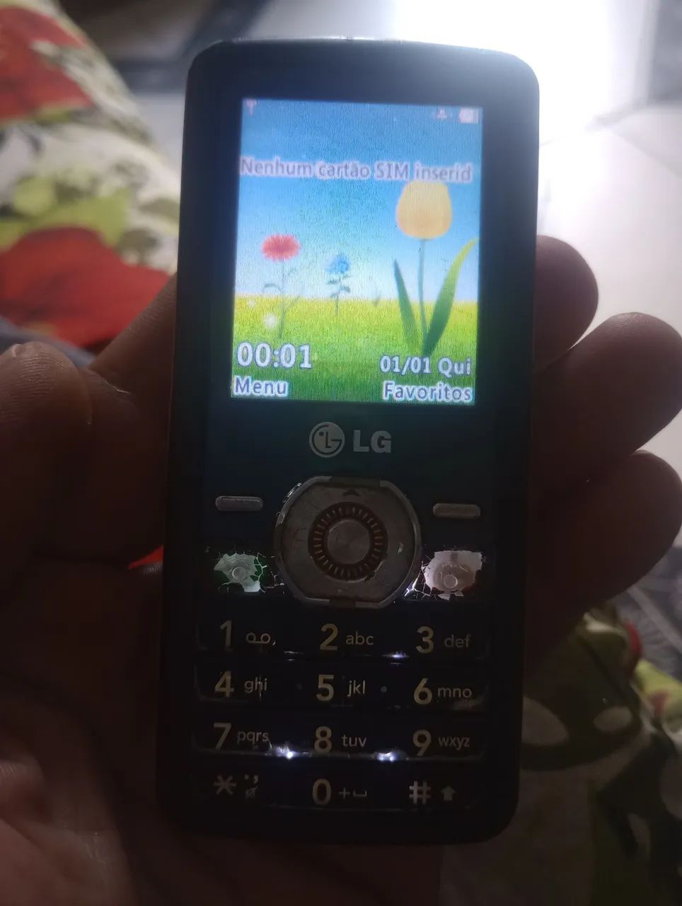 Vendo esse celular LG relíquia  - Foto 5
