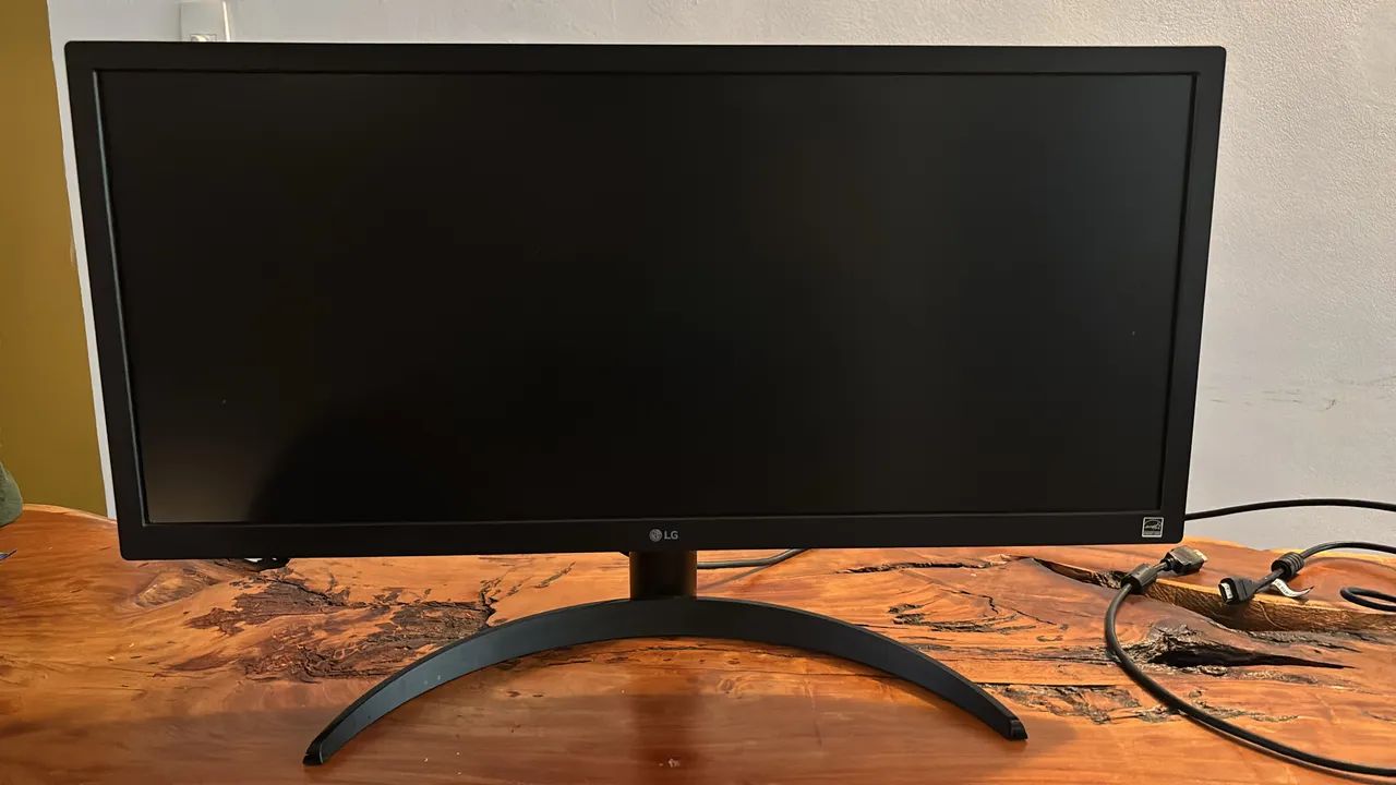 Monitor LG Modelo 26WQ500