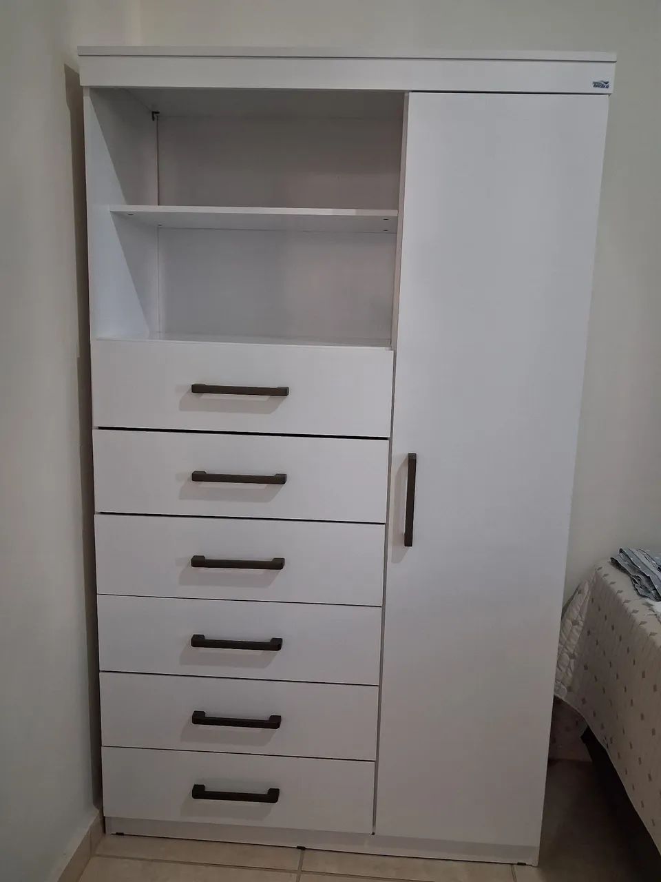 Cômoda comprida - 6 gavetas