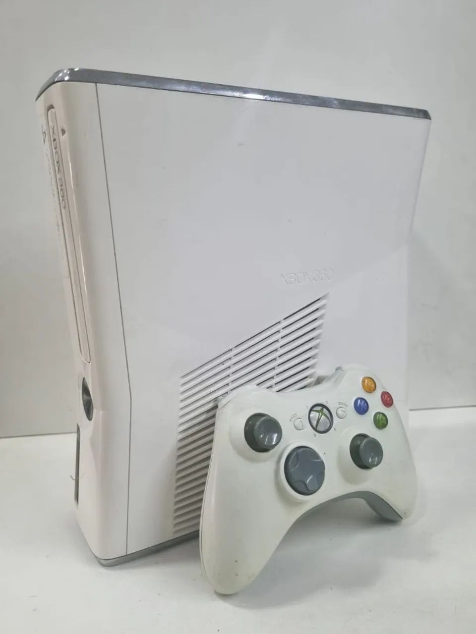Xbox 360 slim branco 4gb