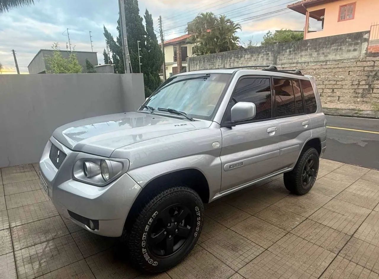 Mitsubishi Pajero 2008