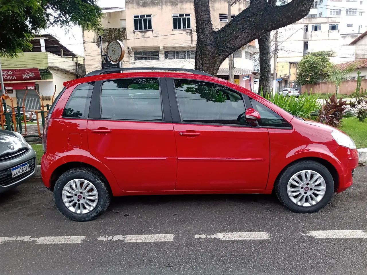 Fiat Idea Attractive 1.4 Fire Flex 8V 5P 2012 - Foto 4
