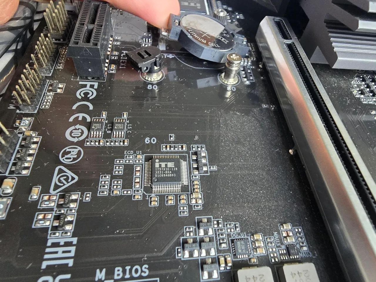 B650M GAMING X AX - Foto 2