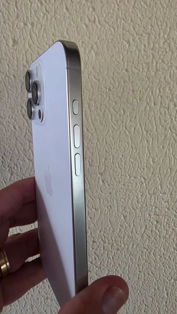 IPhone 16 pro Max 256 - Foto 4