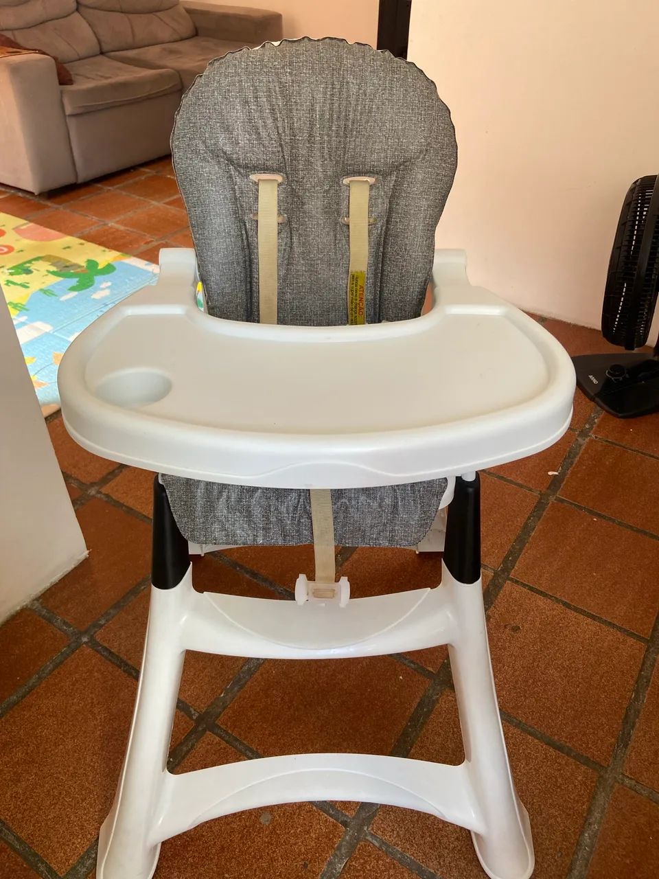 Cadeira de alimentação semi nova - galzerano - Foto 2