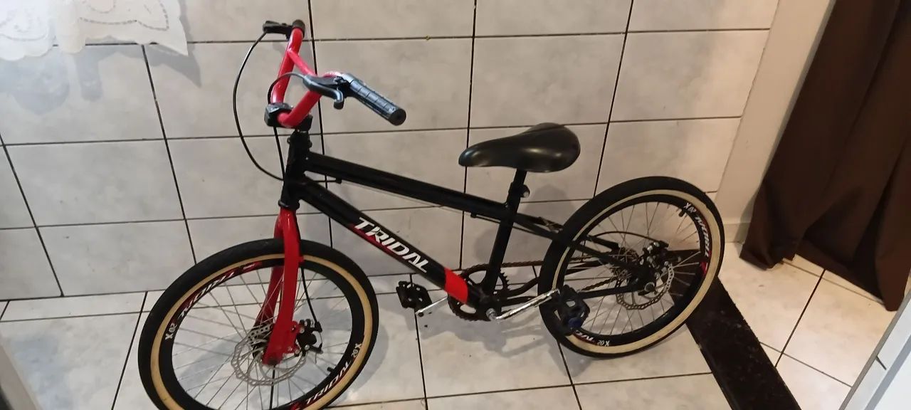 Bicicleta Aro 16 Semi nova