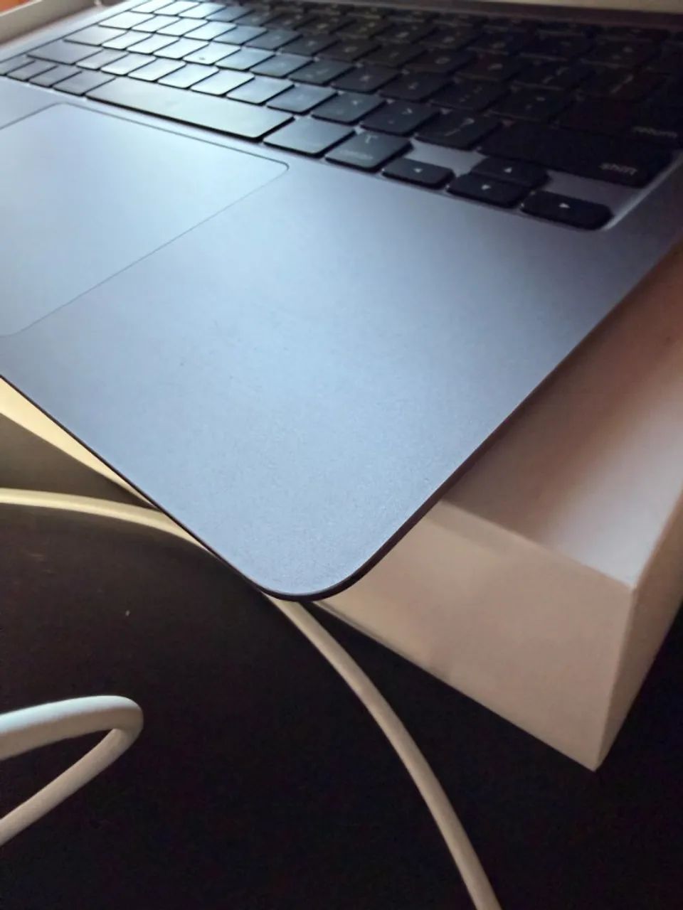 MacBook Air M1 Space Gray - 8GB/256GB - Apenas 22 Ciclos