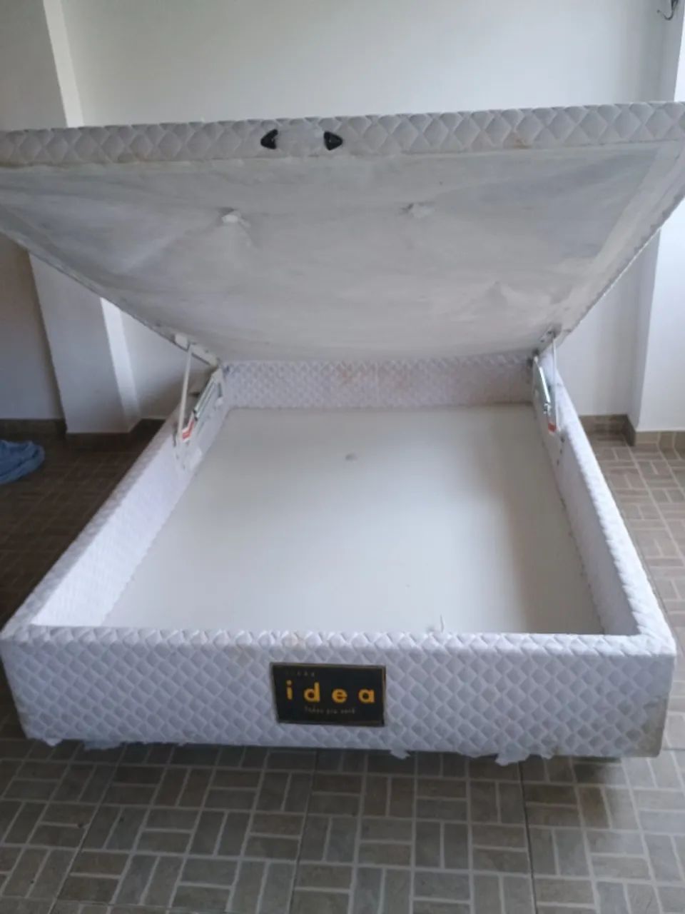 CAMA BOX BAU MARCA CASTOR