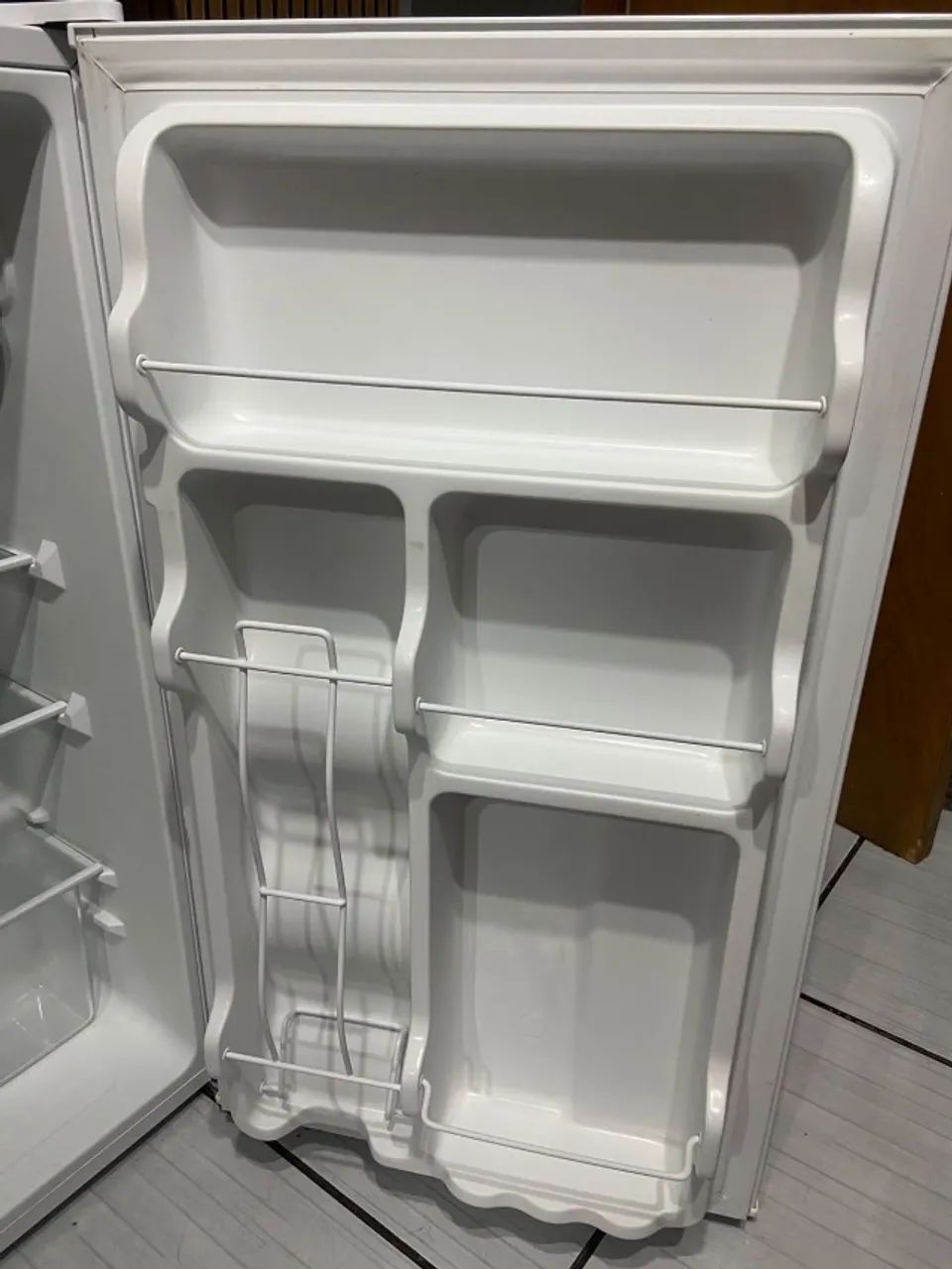 Frigobar Midea - Foto 3