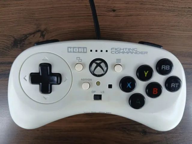 controle HORI Fighting Commander xboxone pc xbox360 - Foto 4