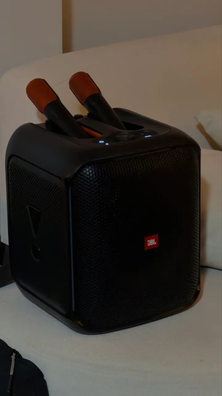 Jbl encore + 2 microfones - em até 12x sem juros