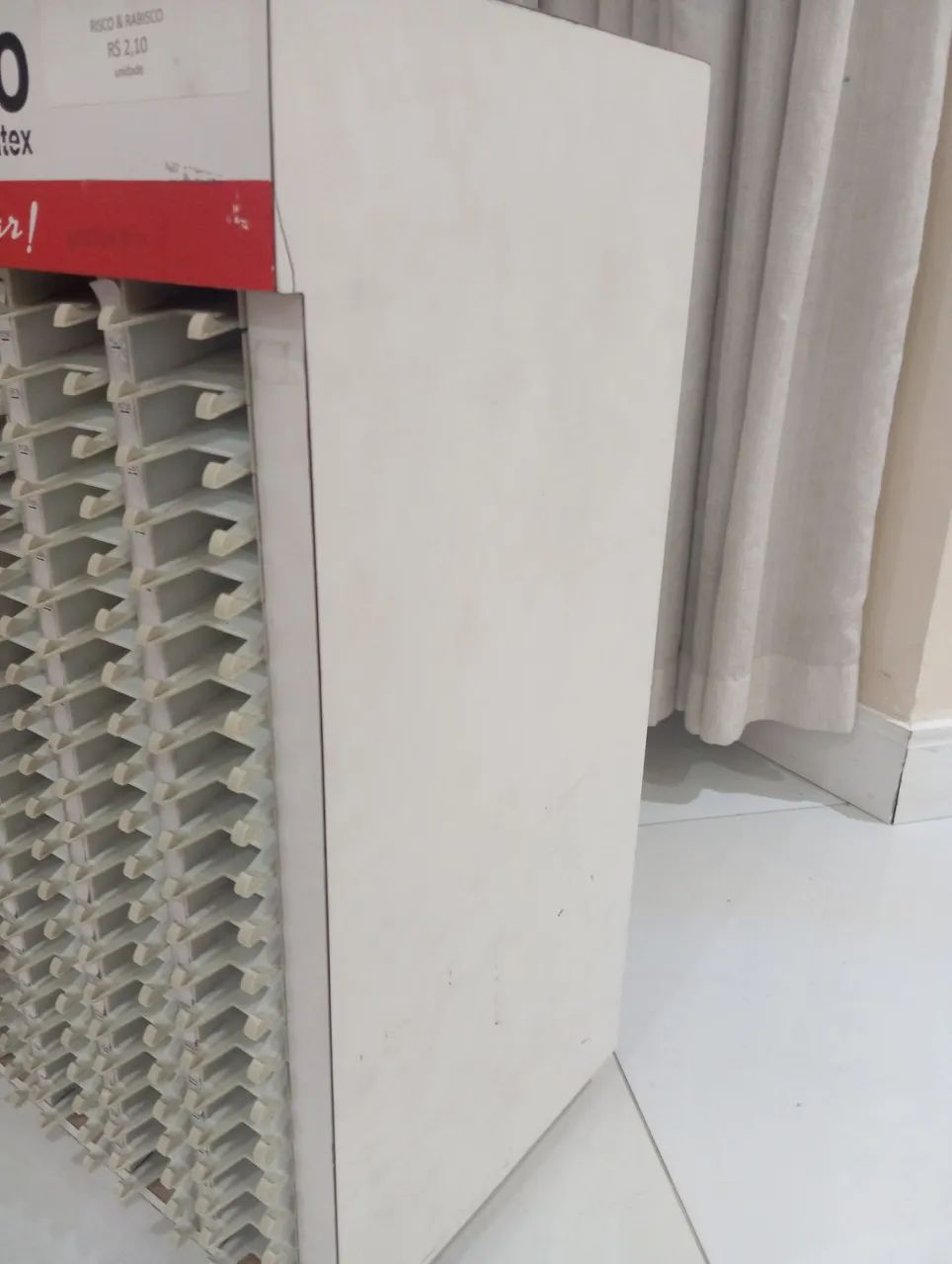 Expositor de linhas - Foto 3