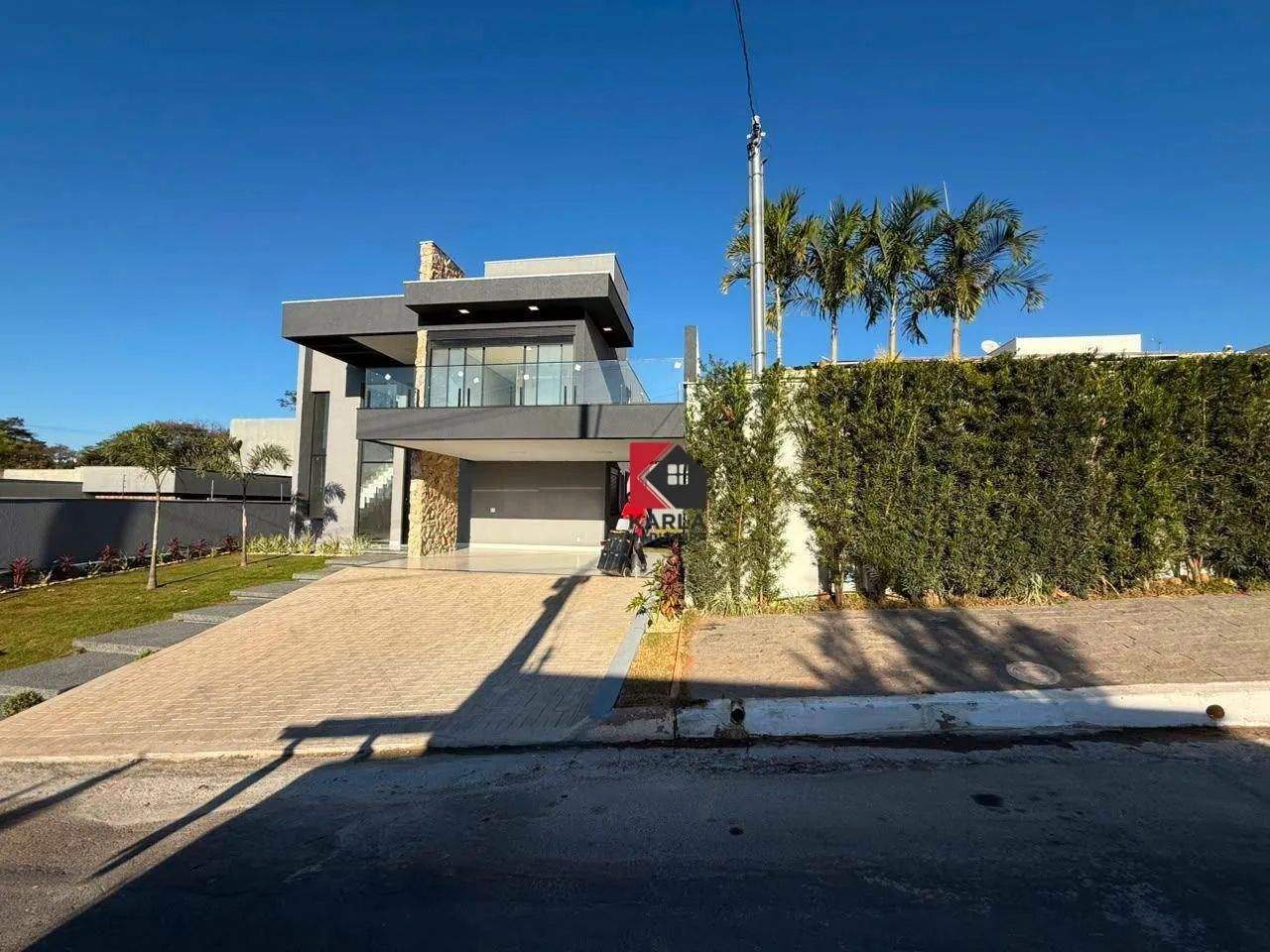CASA EM CONDOMINÍO COM 04 QUARTOS SENDO 03 SUÍTES E PISCINA AQUECIDA! - Foto 3