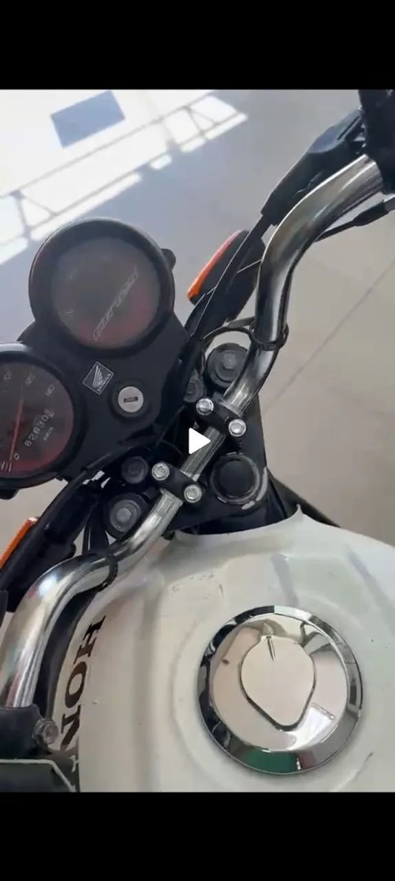 honda Cg cargo com baú fixo - Foto 3