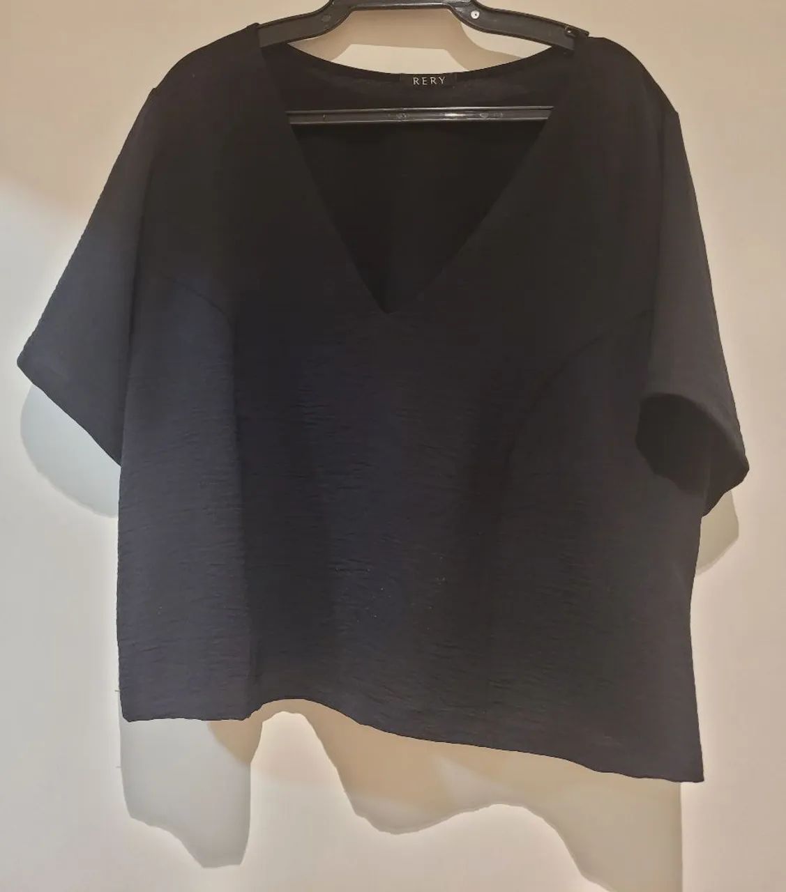 CONJUNTO BLUSA CROPT E SAI RERY - Foto 2