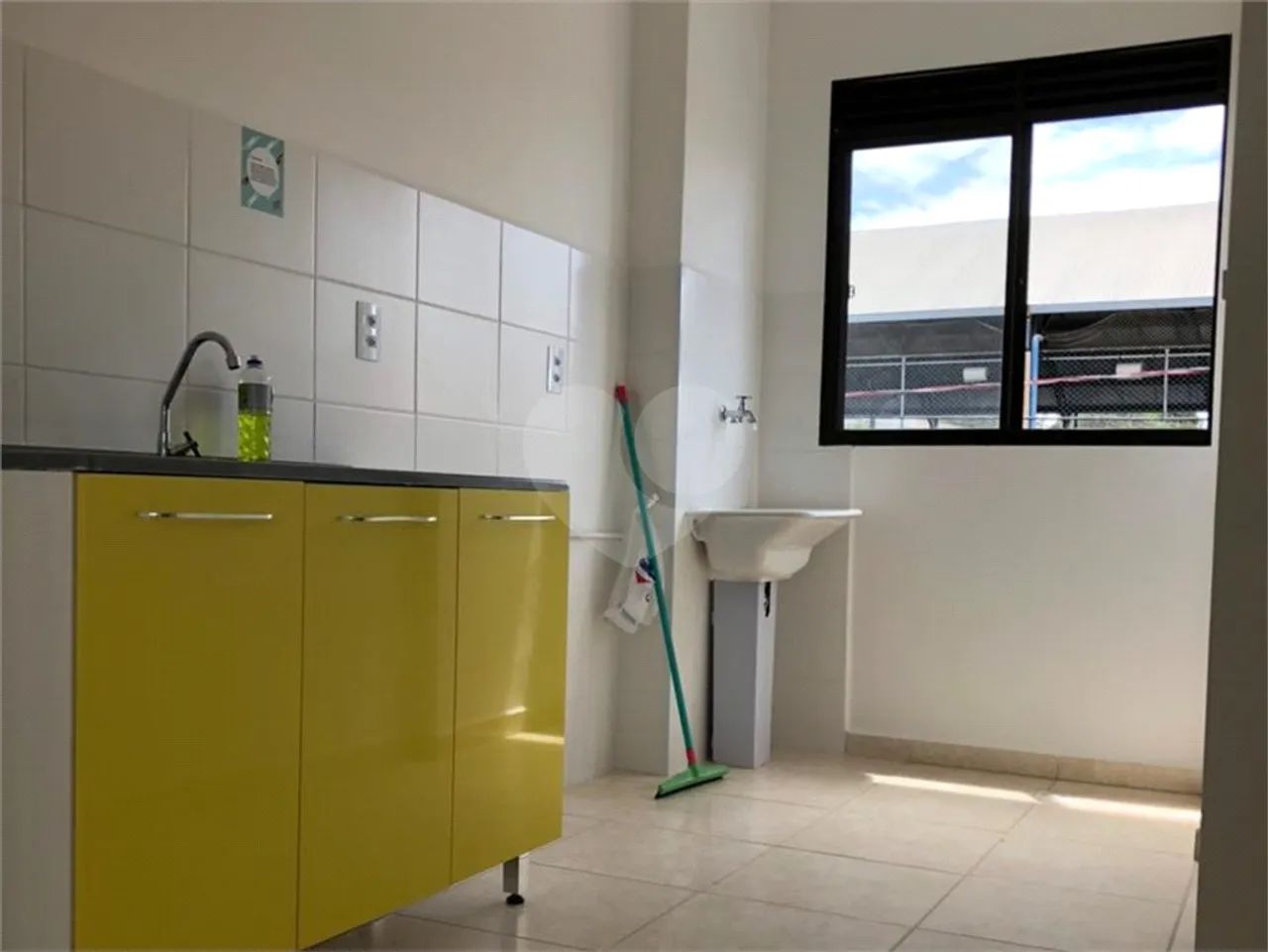 Apartamento à venda com 2 quartos no Edificio Lar Lisboa em Sorocaba-sp - Foto 3